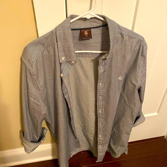 Blakeley’s Slim Fit Button Up - Picture 1 of 2